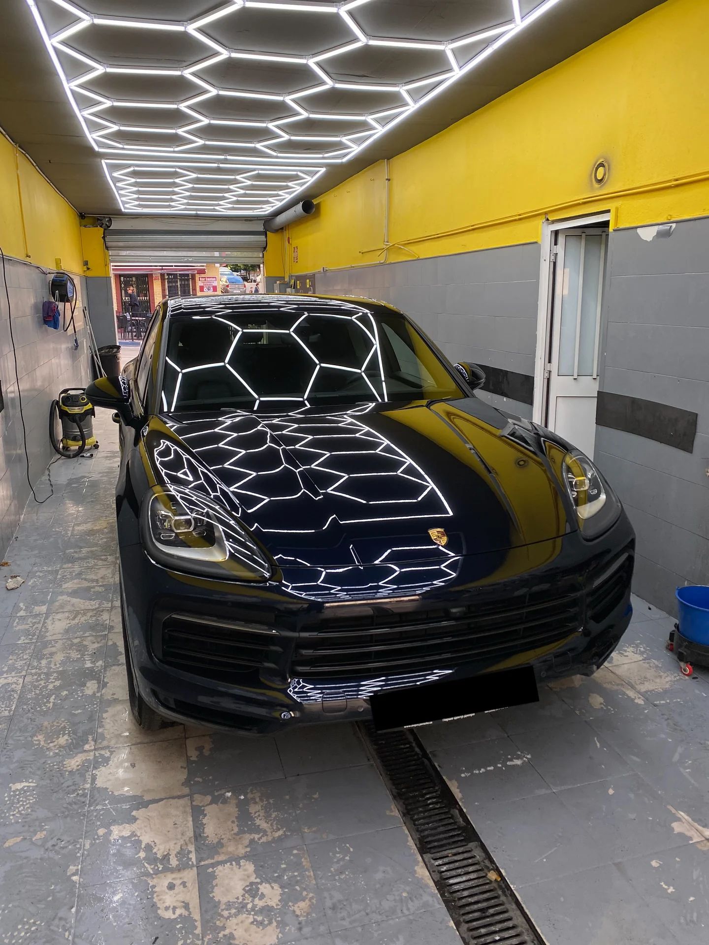 Porsche Cayenne: detallado en nuestro lavadero de San Pedro de Alcántara, Marbella