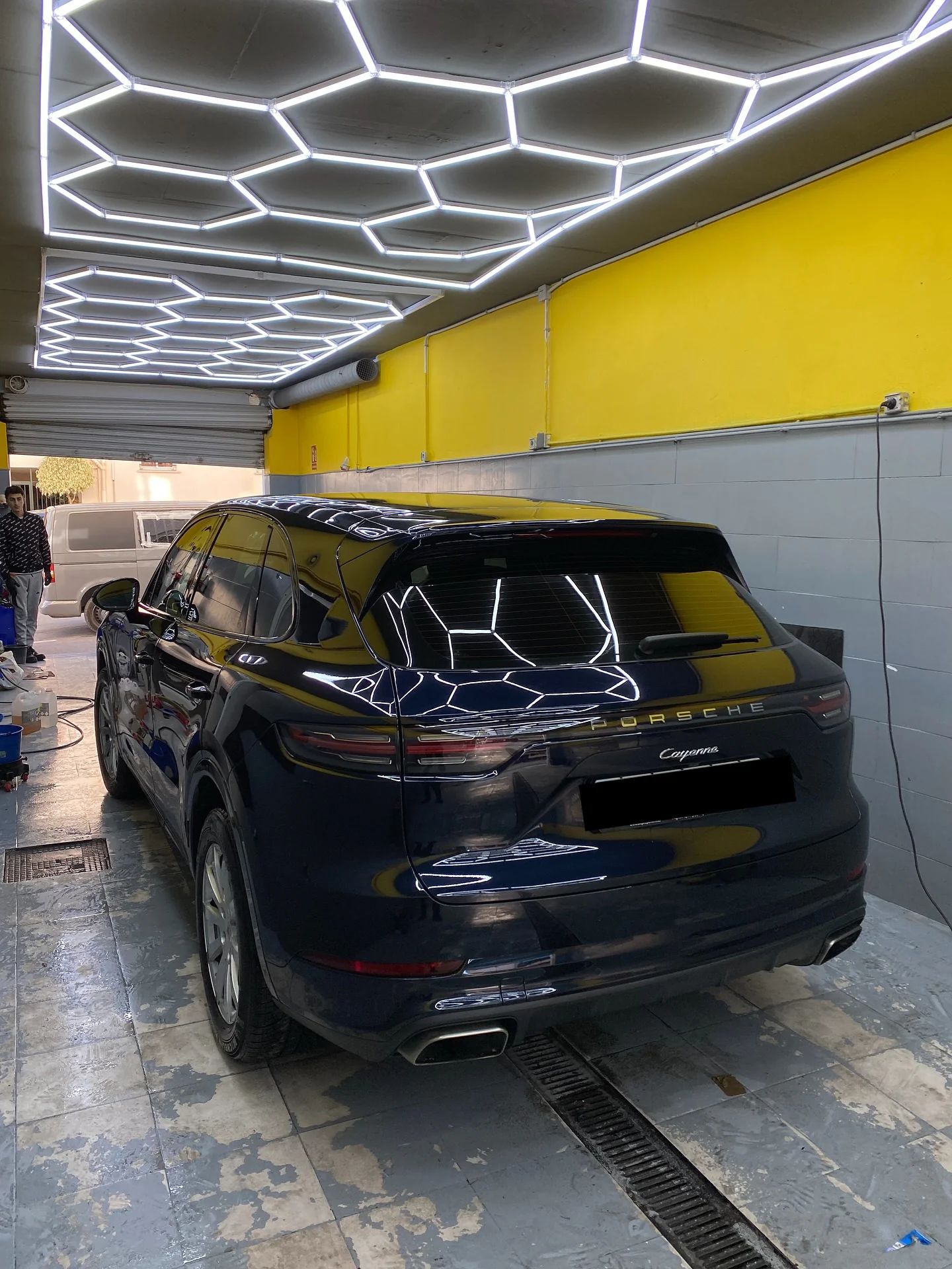 Porsche Cayenne: detallado en nuestro lavadero de San Pedro de Alcántara, Marbella